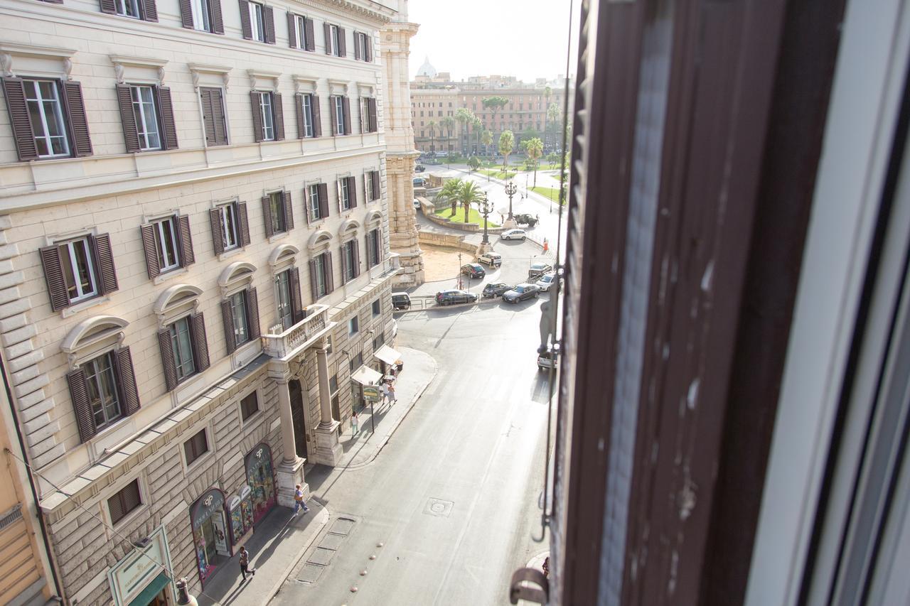 Venustas Roma Hotel Exteriör bild